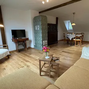 Carolinga Apartment